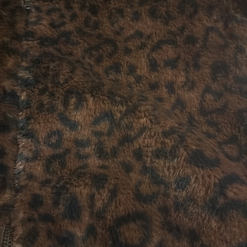NWT Women's Nine West Faux-Fur
Hooded Jacket
Color brown cheetah - Picture 14 of 15